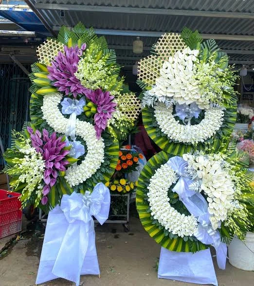Hoa viếng